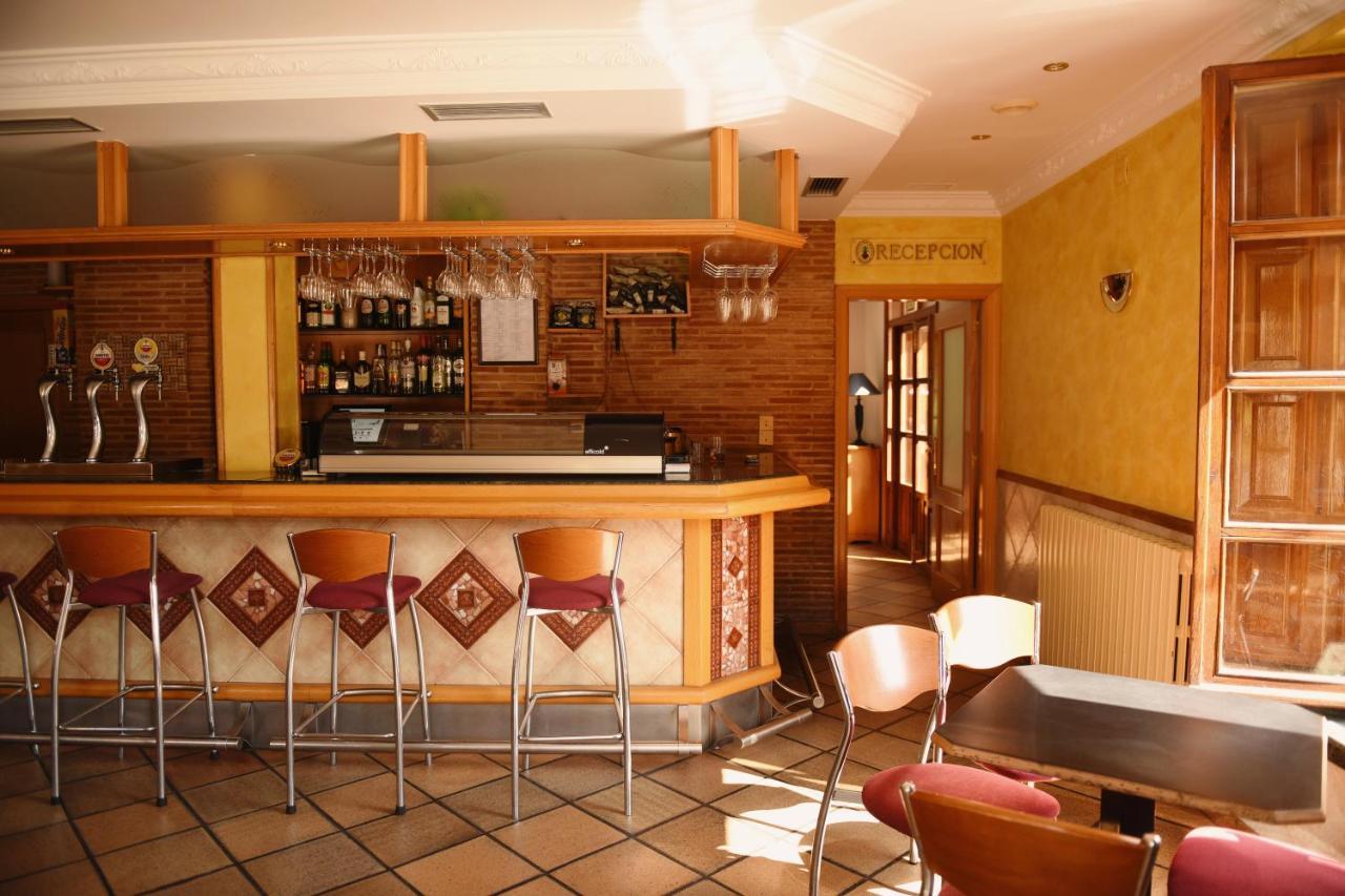 Hostal San Martin 몰리노스 데 두에로 외부 사진