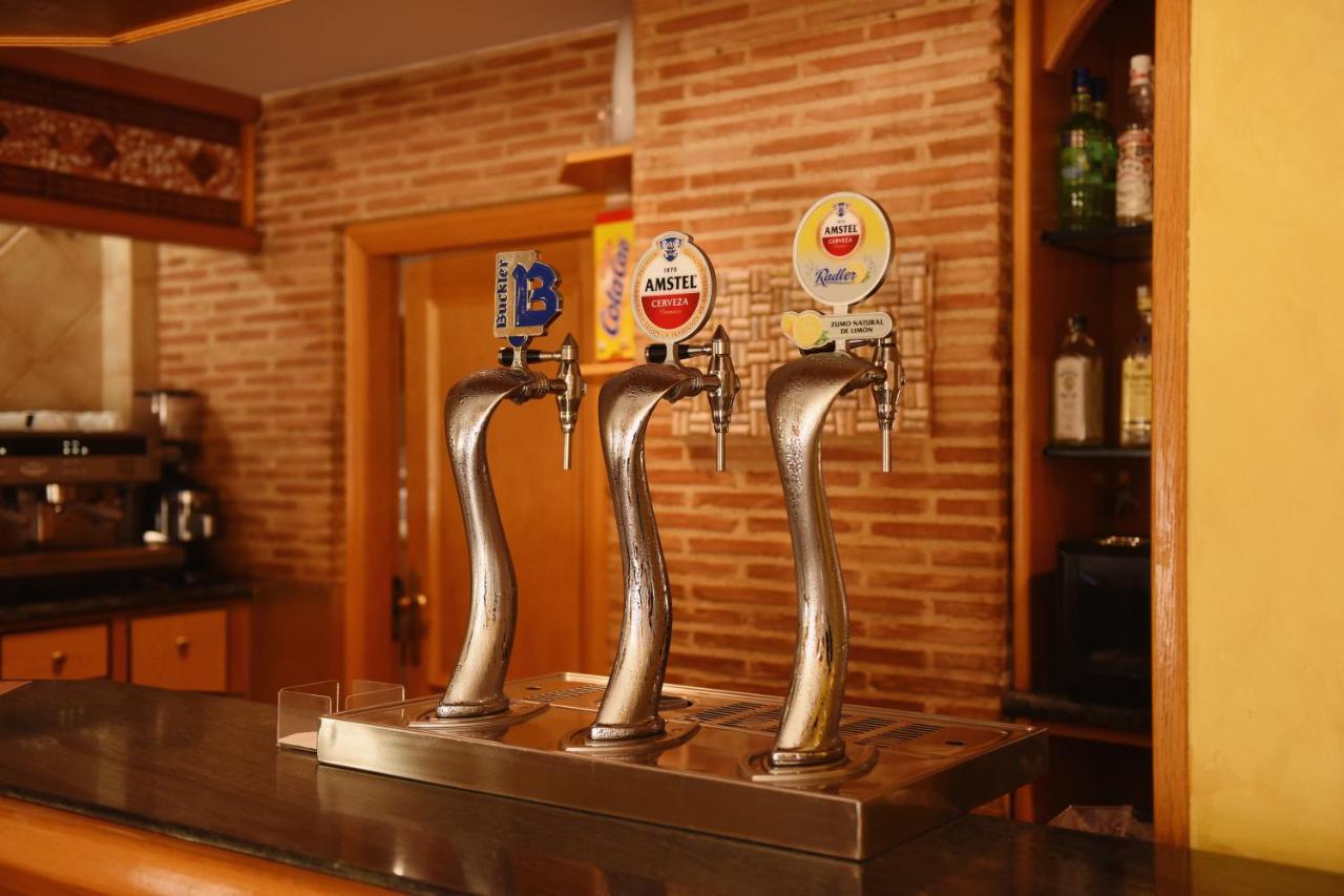 Hostal San Martin 몰리노스 데 두에로 외부 사진